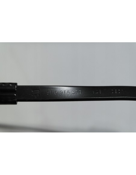 SEAT CUPRA FORMENTOR RAMIONA PIÓRA WYCIERACZKI