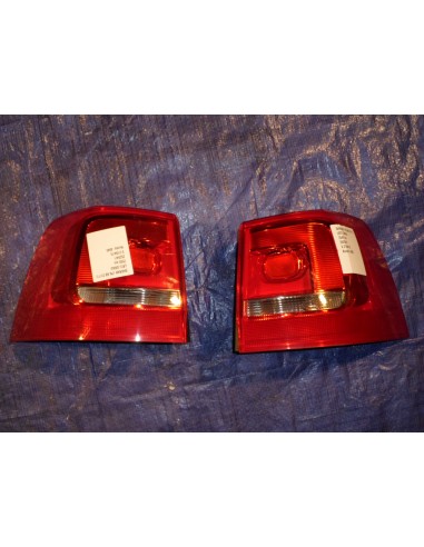 VW SHARAN 7N0 LAMPA PRAWA TYLNA 7N0945096G