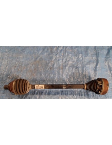 AUDI S3 8V0 PÓŁOŚ KOMPLETNA 8P0501204