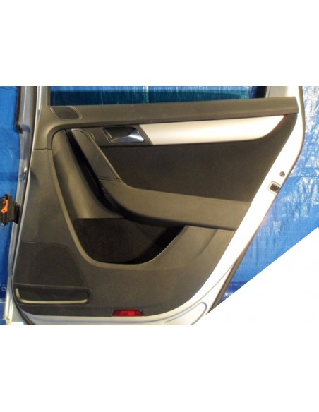 VW PASSAT B7 TAPICERKA DRZWI PRAWY TYŁ KOMBI