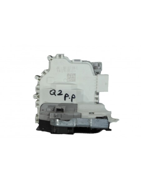 AUDI Q2 ZAMEK DRZWI PRAWY PRZÓD 8X1837016C