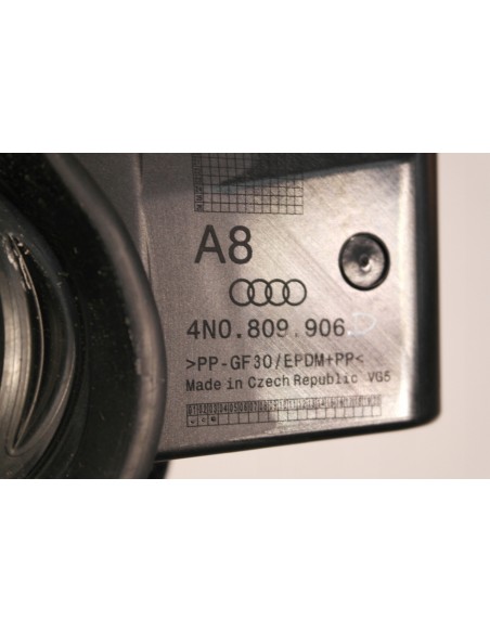 AUDI A8 4N D5 3.0 TFSI KLAPKA WLEWU PALIWA LY9B