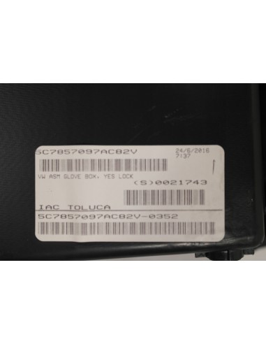 VW JETTA 5C6 SCHOWEK PASAŻERA