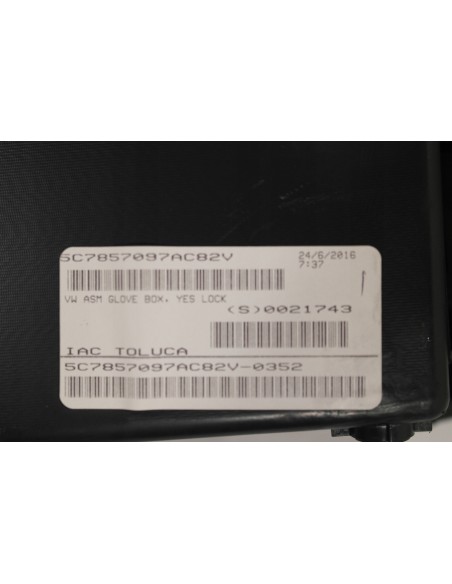 VW JETTA 5C6 SCHOWEK PASAŻERA