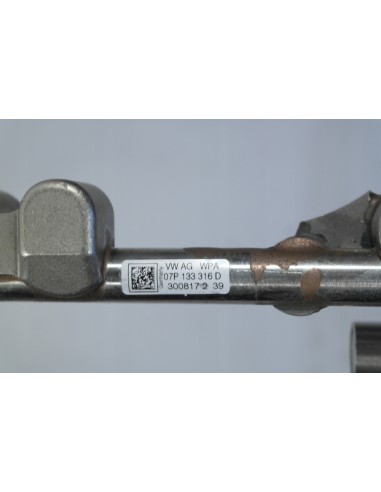 AUDI A8 4N D5 W12 6.0 TFSI LISTWA PALIWA