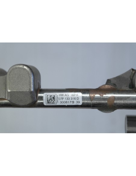 AUDI A8 4N D5 W12 6.0 TFSI LISTWA PALIWA