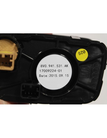 AUDI Q2 WŁĄCZNIK ŚWIATEŁ 8V0941531AK