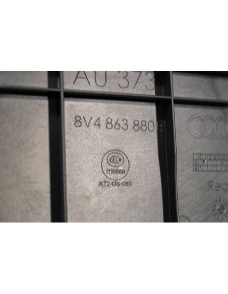 AUDI A3 8V FL BOCZEK BAGAŻNIKA PRAWY 8V4863880